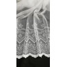 Vyšívaný tyl s bordurou
